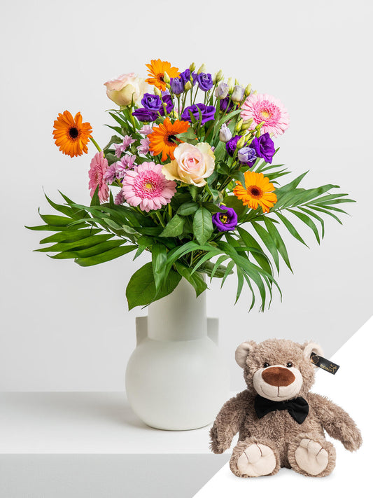 Blütenpoesie mit Teddy